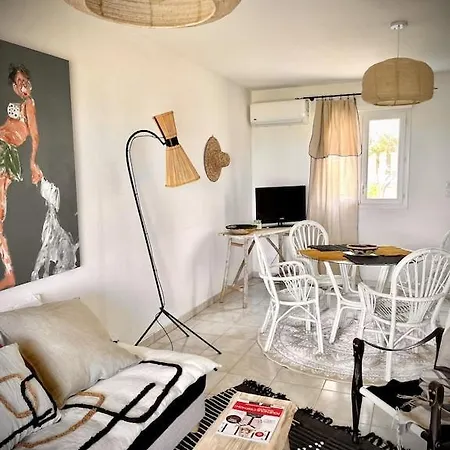 ヴィラ La Casetta Prunete セルヴィオーヌ